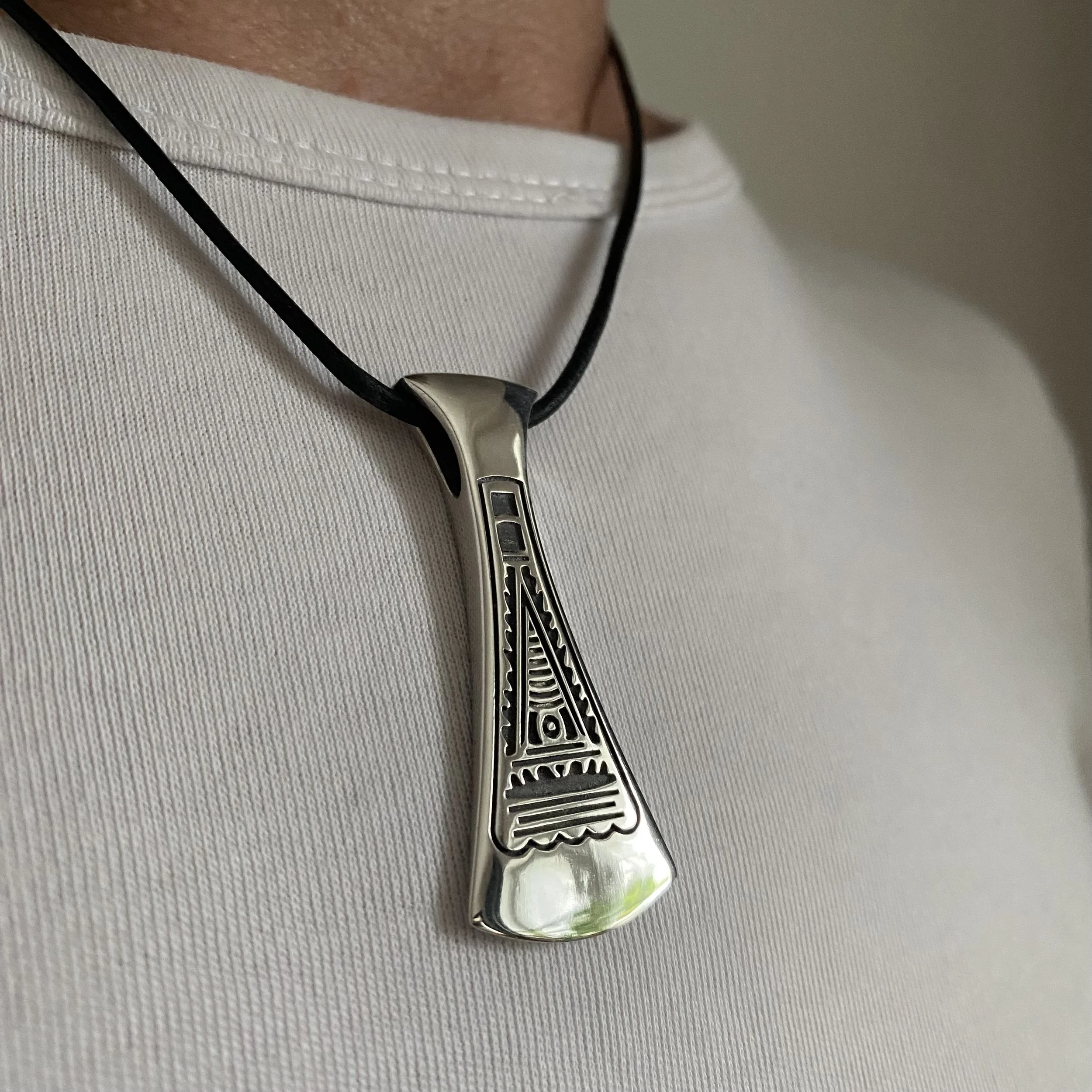 アクセサリー d381 Number Eight Turquoise Pendant – Garland's